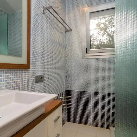 Sr-9 Sa Riera 4 Pax Apartment Begur